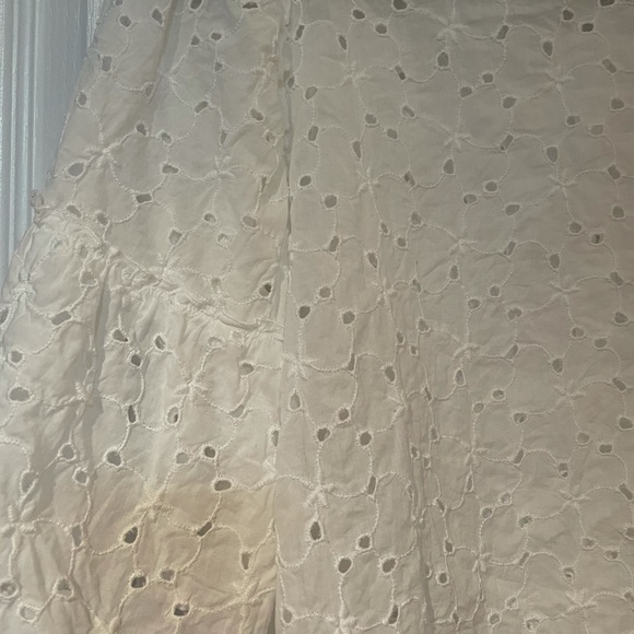 Cropped eyelet t shirt - Picture 2 of 2